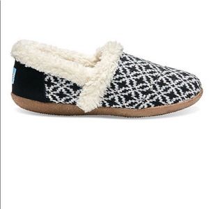 Toms Black White slippers